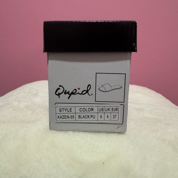 Women’s Qupid Black Slip on Sandals - Picture 3 of 4